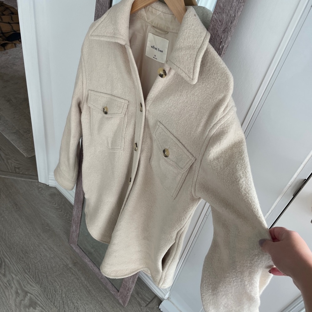 XS Wilfred Ganna Shirt Jacket in Cream - Picture 4 of 5
